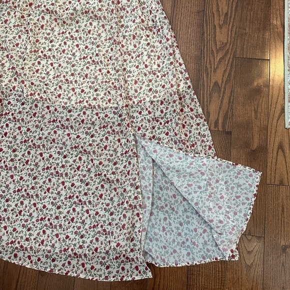 Pink Martini Floral Top with Red and White Details - Picture 10 of 13